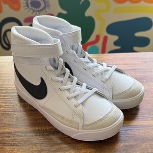 Nike Kids High Top Sneakers (NEW)